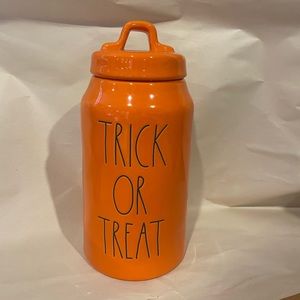 🧡 Rae Dunn orange skinny TRICK OR TREAT Halloween Canister 🧡 Brand New